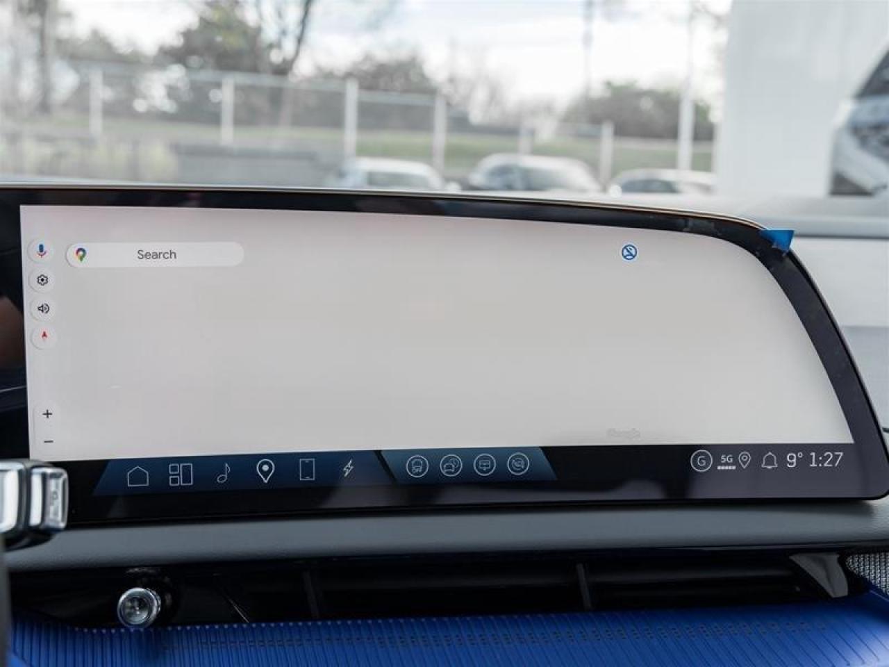 2026 Cadillac OPTIQ Premium Luxury 4dr Photo