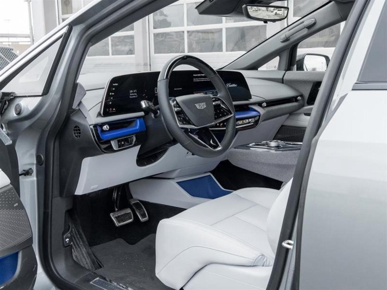 2026 Cadillac OPTIQ Luxury 4dr Photo