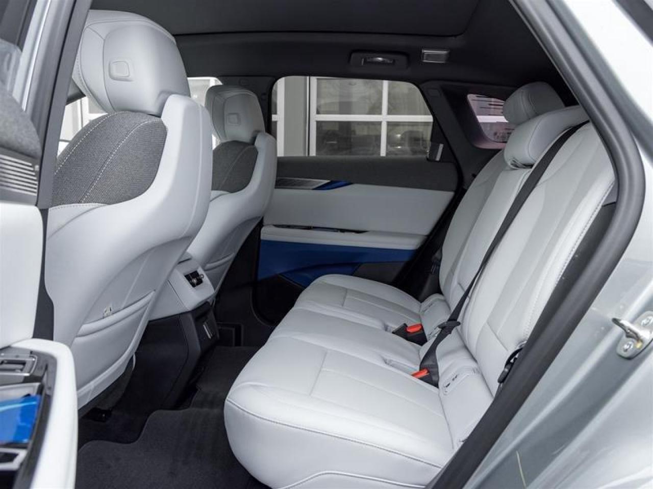 2026 Cadillac OPTIQ Luxury 4dr Photo