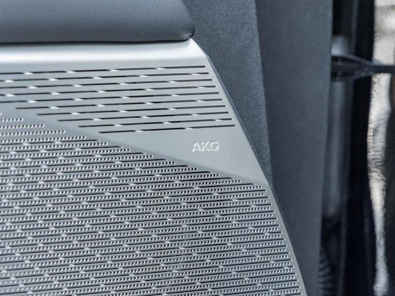 2026 Cadillac OPTIQ Luxury 4dr Photo