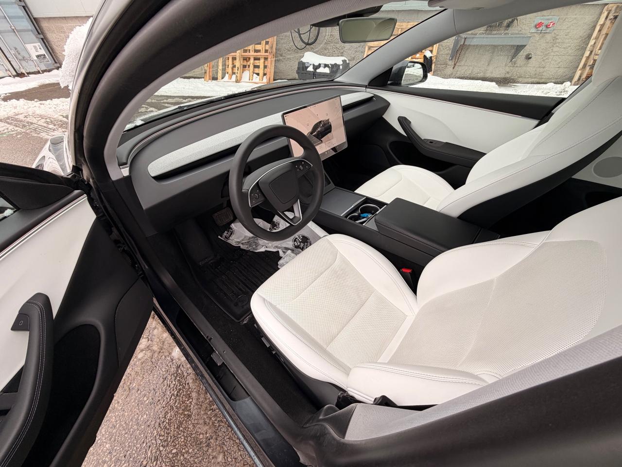 2024 Tesla Model 3 Base 4dr Rear-Wheel Drive Sedan Photo