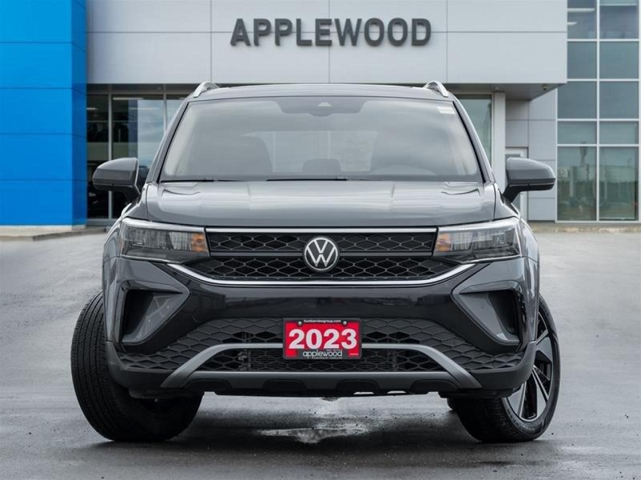2023 Volkswagen Taos Comfortline 4dr All-Wheel Drive 4MOTION Photo