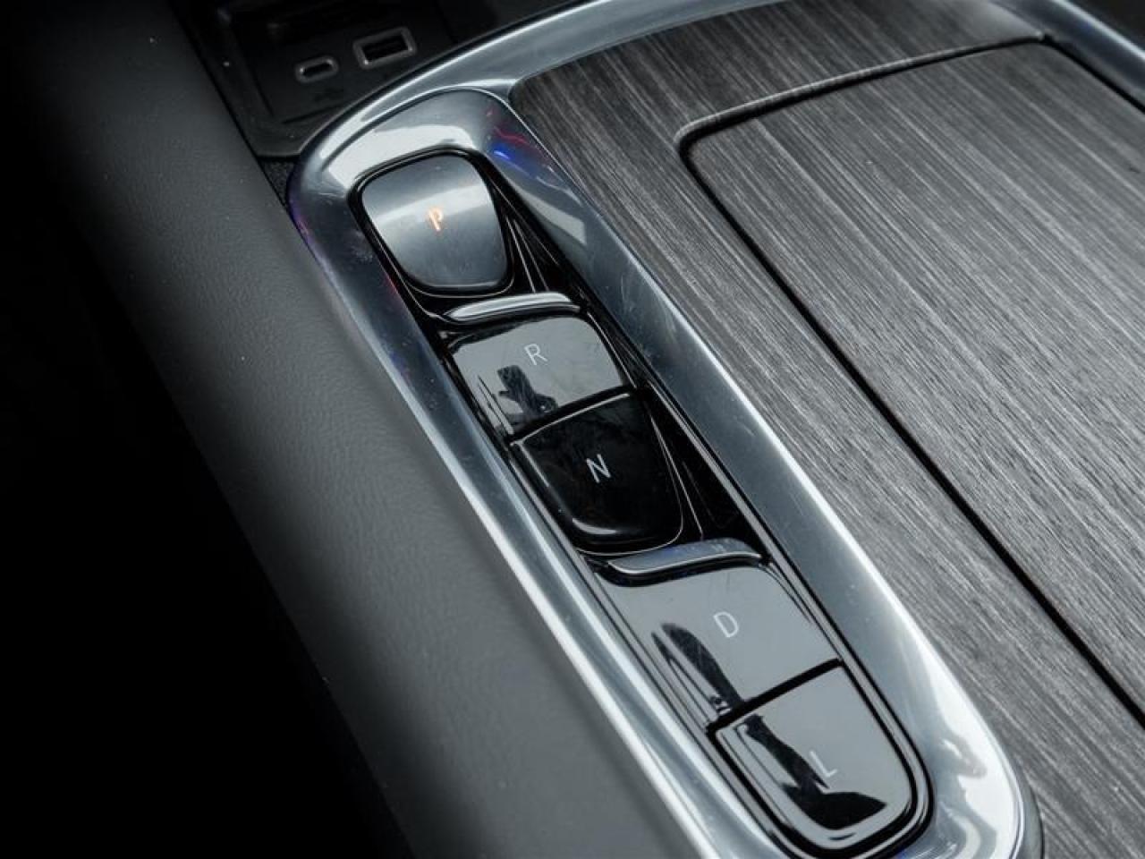 2024 Buick Enclave Avenir 4dr All-Wheel Drive Photo