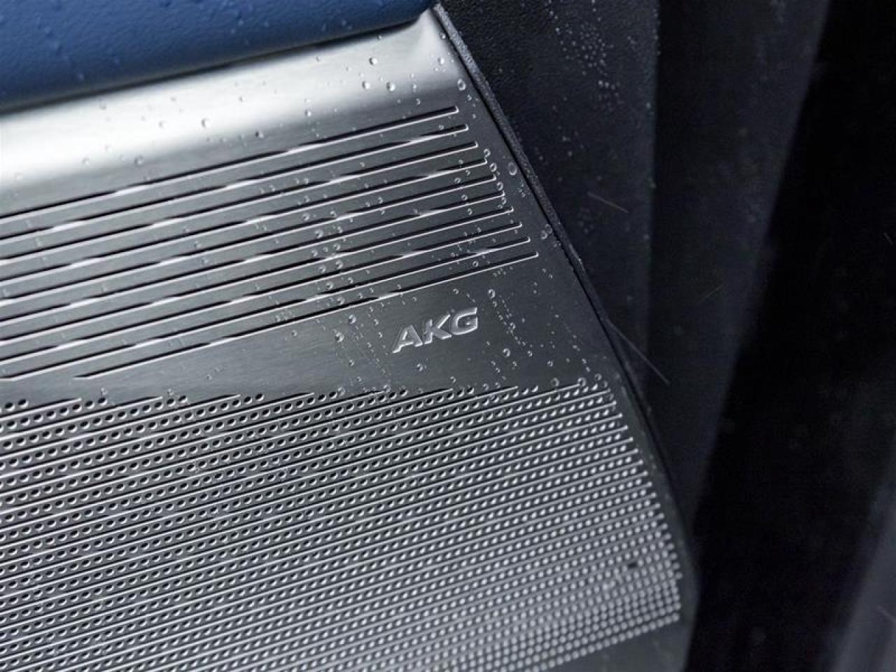 2026 Cadillac OPTIQ Premium Sport 4dr Photo