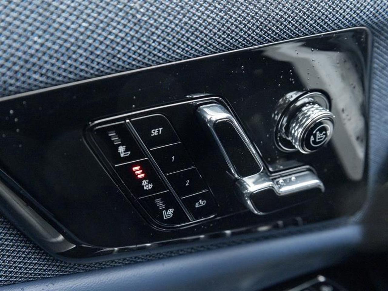 2026 Cadillac OPTIQ Premium Sport 4dr Photo