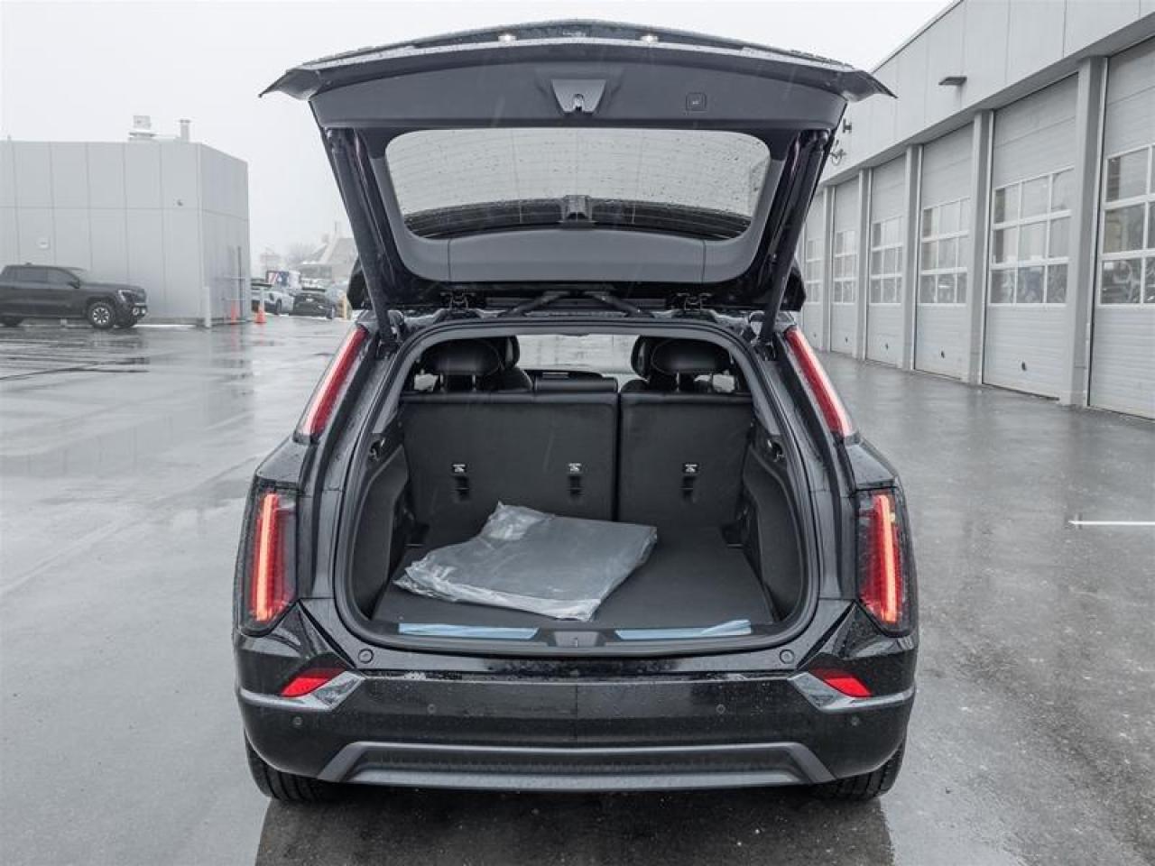 2026 Cadillac OPTIQ Sport 4dr Photo