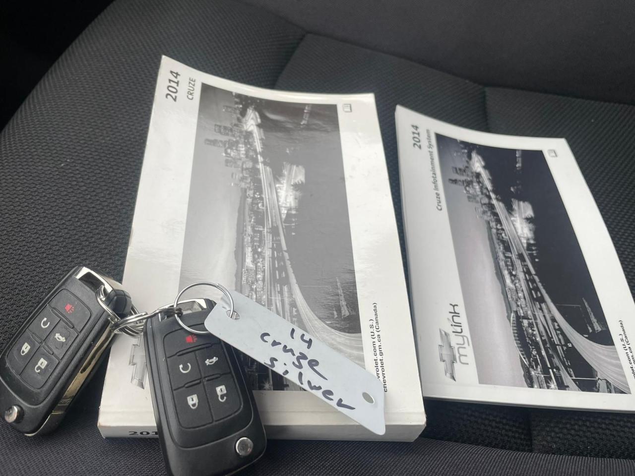 2014 Chevrolet Cruze 4dr Sdn 1LT Photo