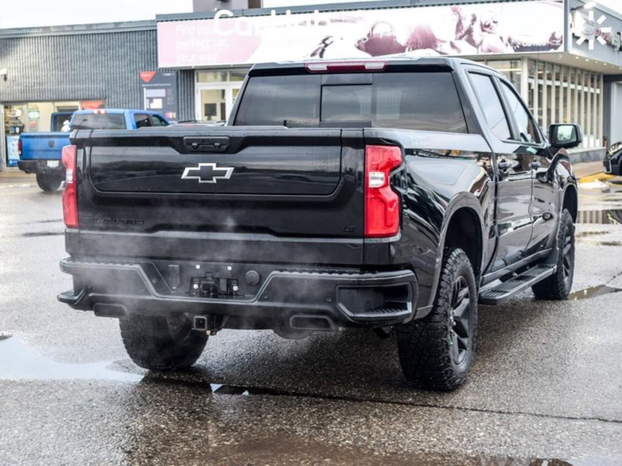 2024 Chevrolet Silverado 1500 LT Trail Boss 4WD Crew Cab 147"6.2L Leather MultiPro Tailgate Photo