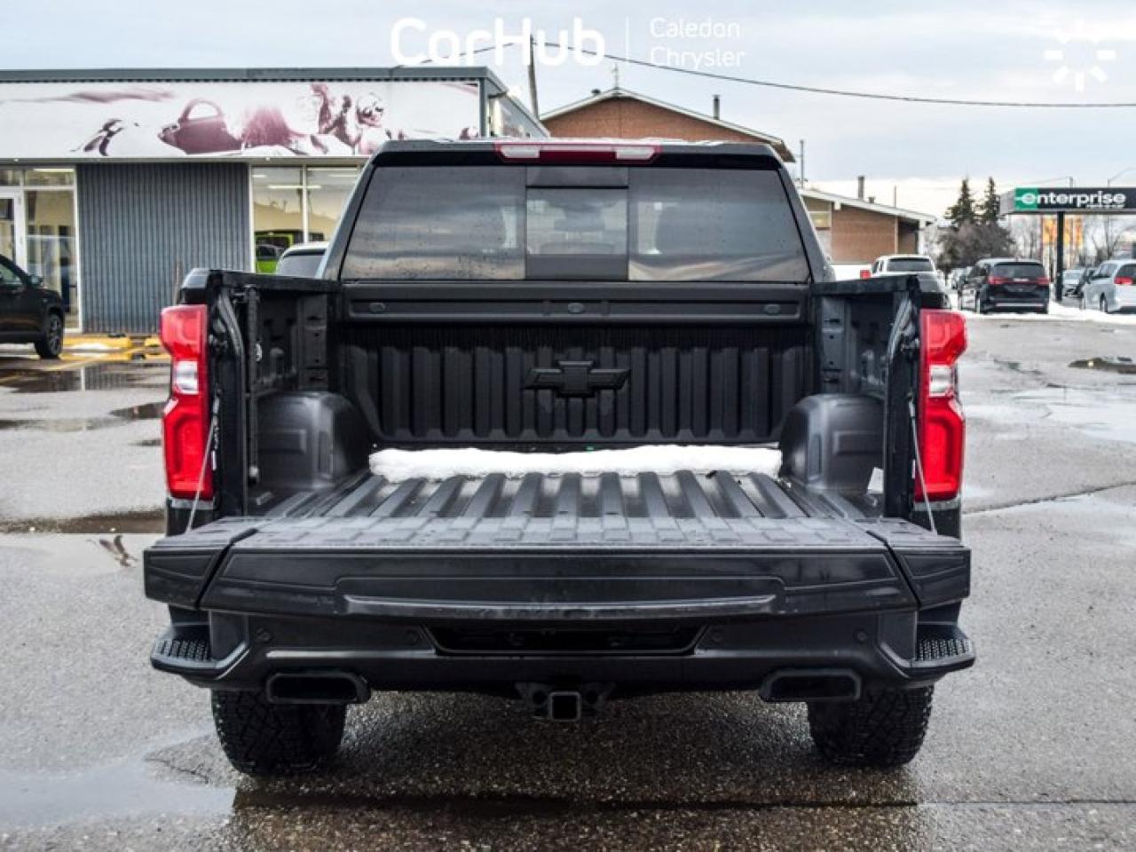 2024 Chevrolet Silverado 1500 LT Trail Boss 4WD Crew Cab 147"6.2L Leather MultiPro Tailgate Photo