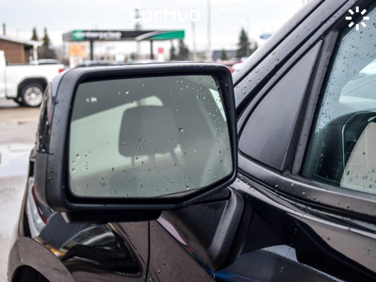 2024 Chevrolet Silverado 1500 LT Trail Boss 4WD Crew Cab 147"6.2L Leather MultiPro Tailgate Photo