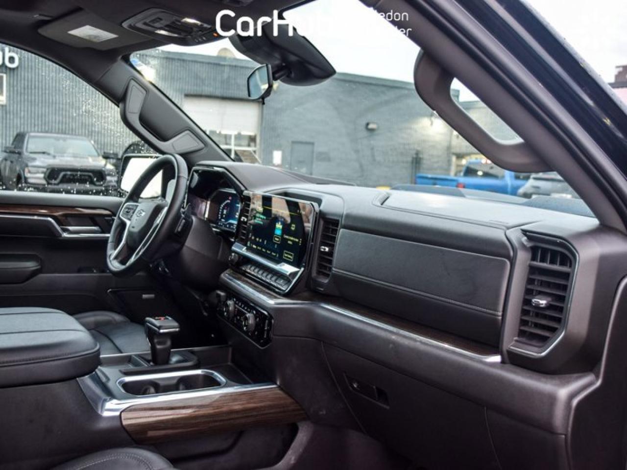 2024 Chevrolet Silverado 1500 LT Trail Boss 4WD Crew Cab 147"6.2L Leather MultiPro Tailgate Photo