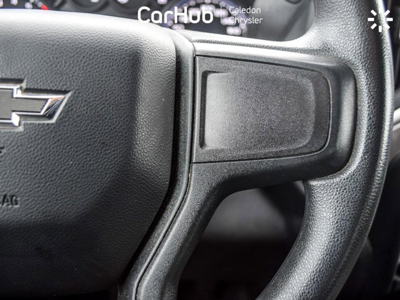 2024 Chevrolet Silverado 1500 Custom Trail Boss 4WD Crew Cab 147" Z71 6 Passenger Photo