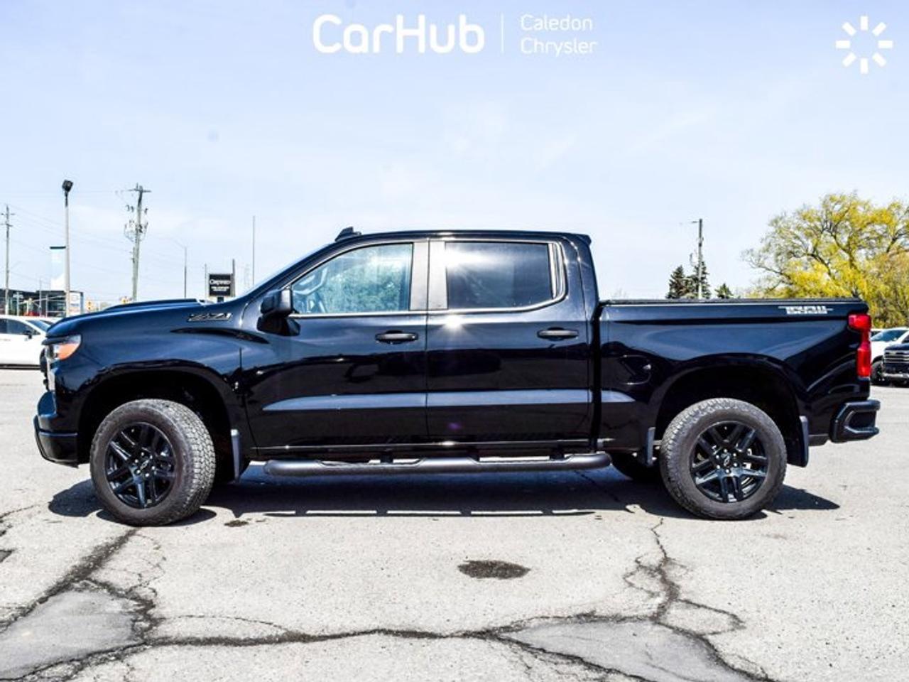 2024 Chevrolet Silverado 1500 Custom Trail Boss 4WD Crew Cab 147" Z71 6 Passenger Photo