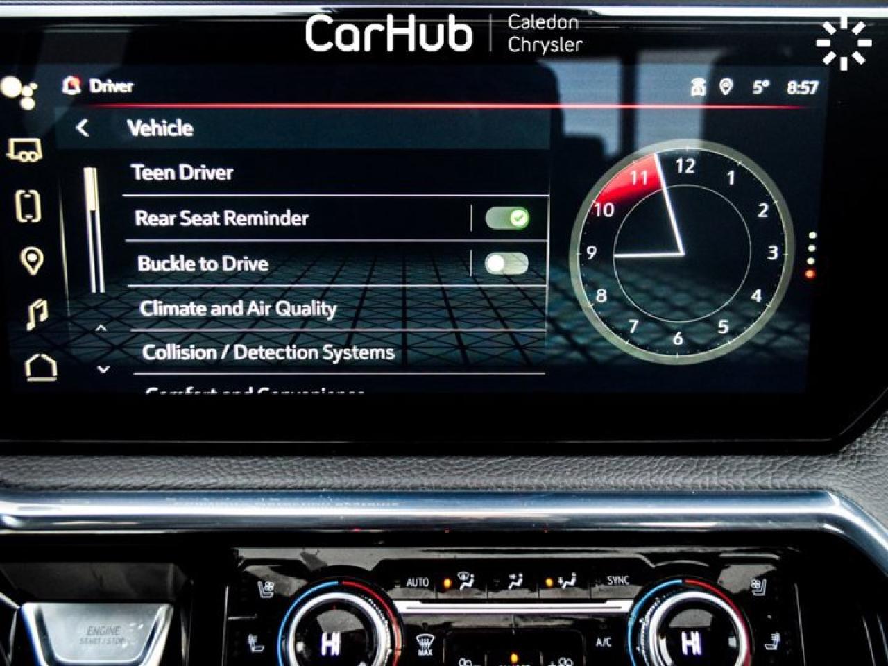 2023 GMC Sierra 1500 Denali 4WD Crew Cab 147" 5.3L Leather Multi Pro TailGate Sunroof Photo