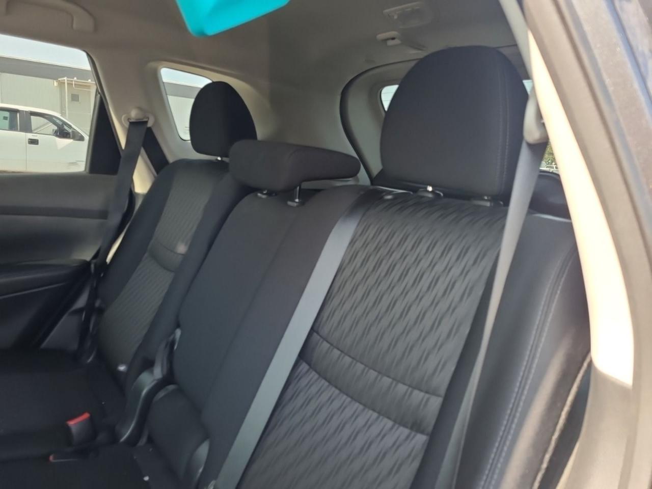 2019 Nissan Rogue SV Photo