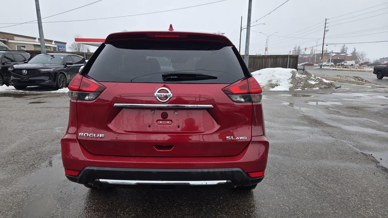 2017 Nissan Rogue AWD, SL, LOADED, LEATHER, CERTIFIED Photo