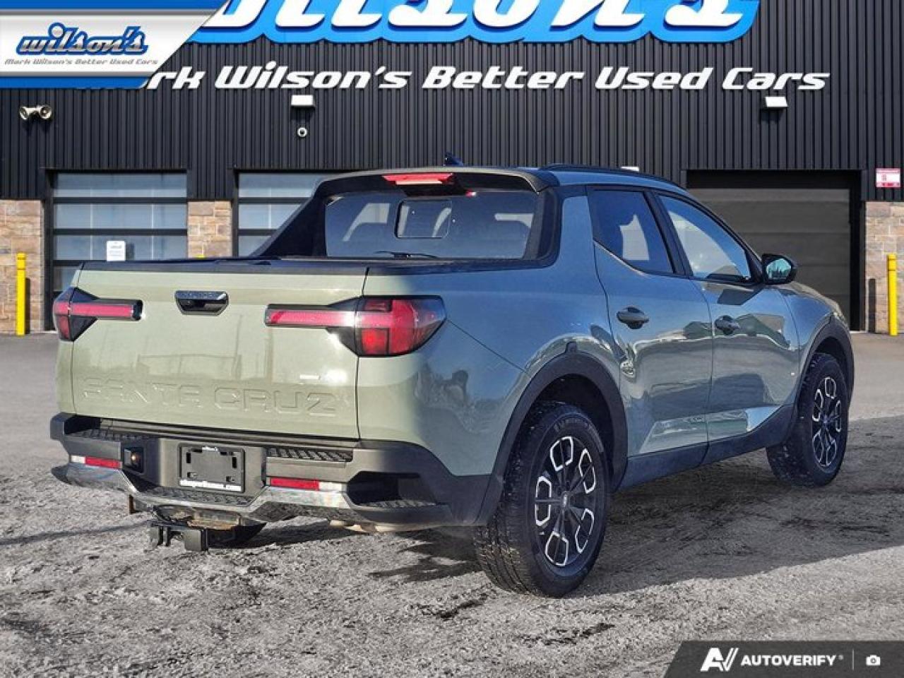 2022 Hyundai Santa Cruz Preferred AWD | Trend Pkg | Leather | Sunroof | Adaptive Cruise | Bose | Heated Wheel + Seats & More Photo4