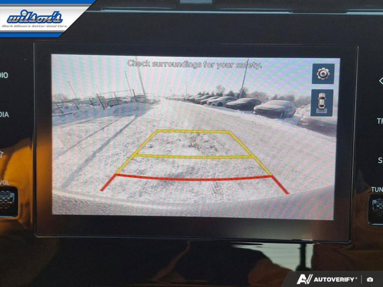 2022 Hyundai Santa Cruz Preferred AWD | Trend Pkg | Leather | Sunroof | Adaptive Cruise | Bose | Heated Wheel + Seats & More Photo