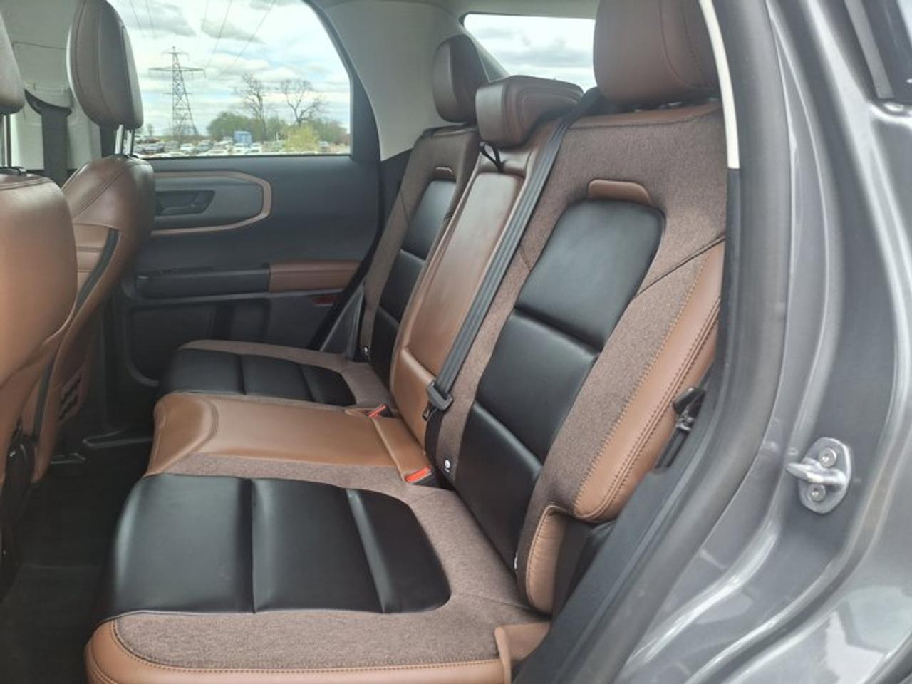 2025 Ford Bronco Sport Outer Banks | Sunroof | Tech Pkg | Heated Seats | Remote Start | Co-Pilot 360 | Lane Keeping | Photo