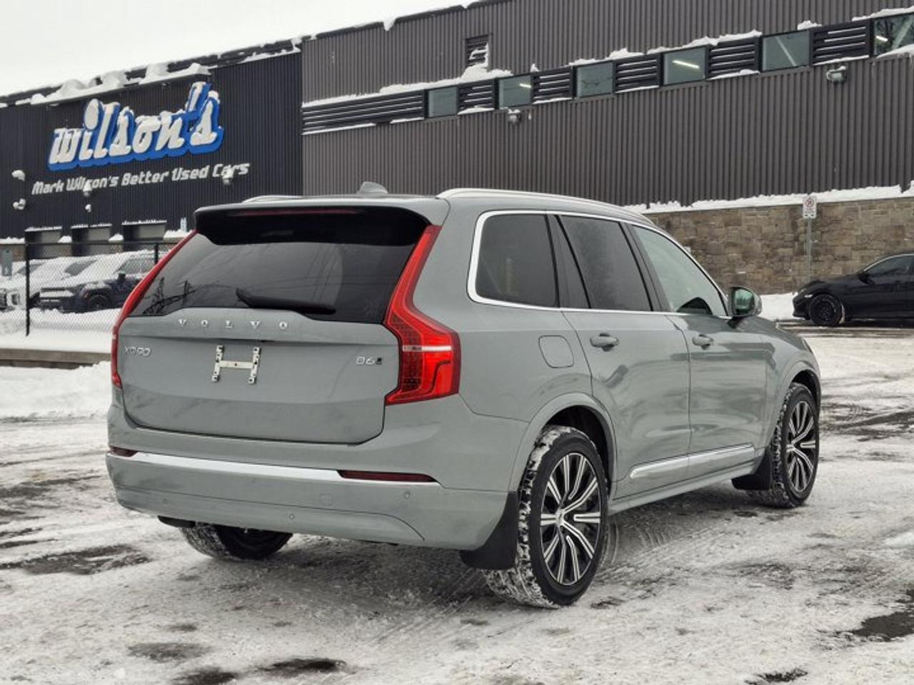 2024 Volvo XC90 Core Bright Theme AWD | 3rd Row | Leather | Sunroof | Heated Seats | and More ! Photo