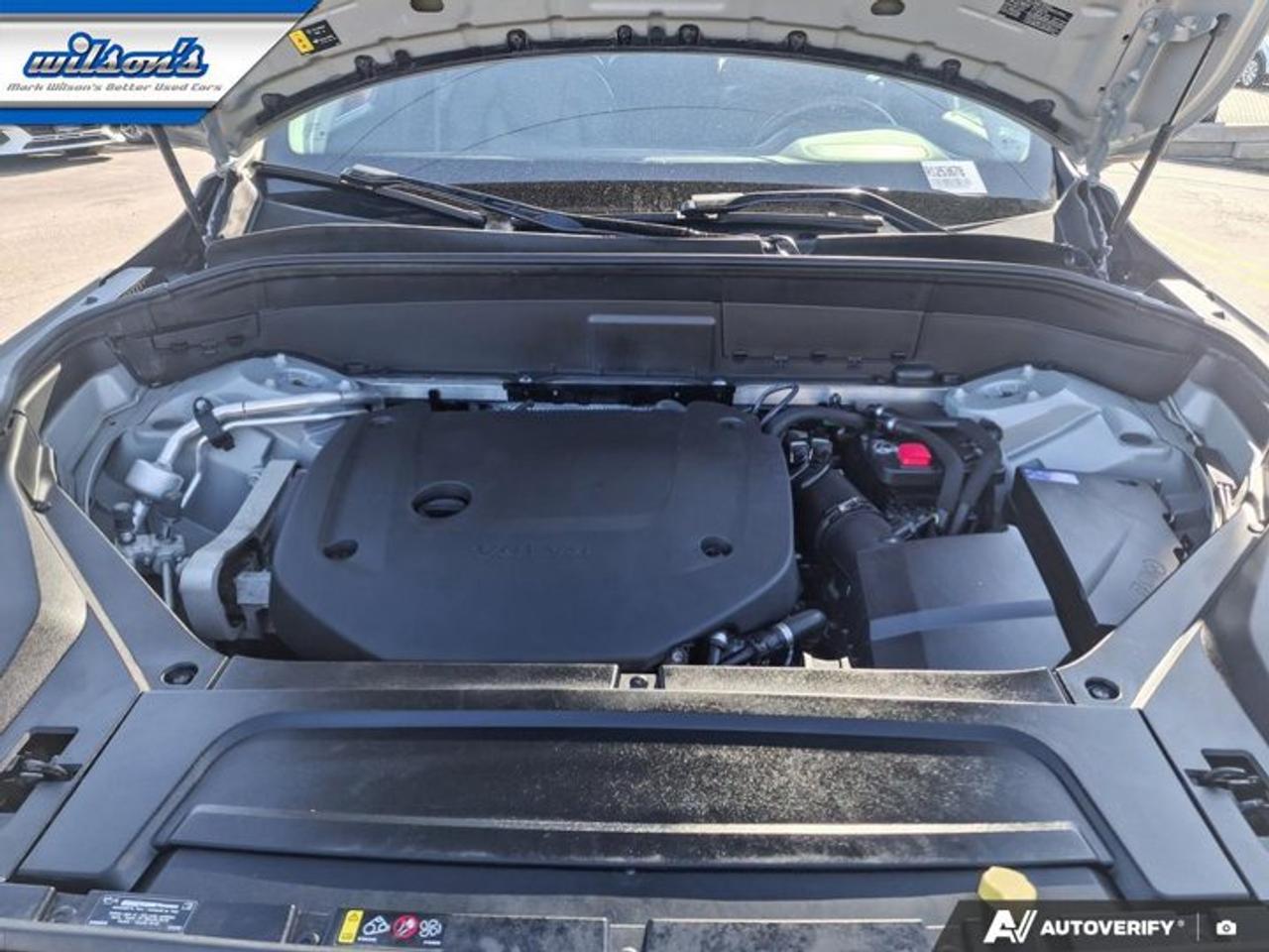 2024 Volvo XC90 Core Bright Theme | Leather | Sunroof | 3rd Row | Heated Seats | and More ! Photo