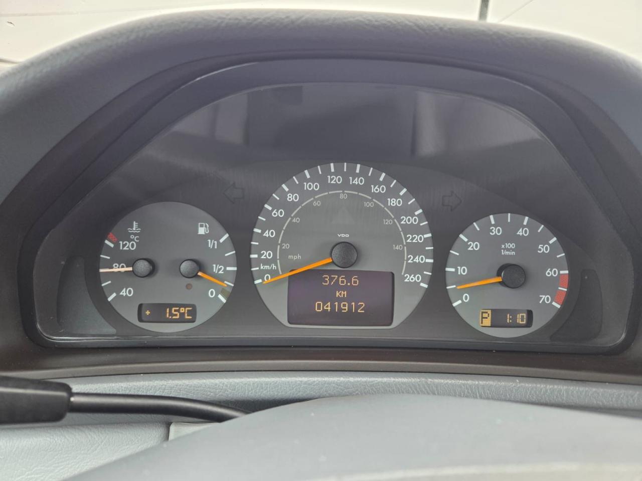 2000 Mercedes-Benz CLK V8, AMG PACKAGE, CONVERTIBLE, 41KMS, CERTIFIED Photo