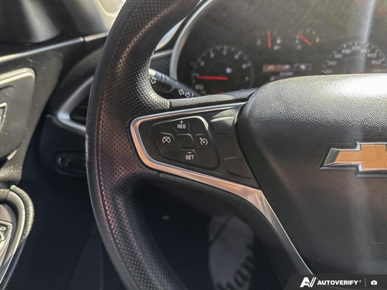 2022 Chevrolet Malibu LT / NO ACCIDENTS / HTD SEATS / BLUETOOTH / CRUISE Photo