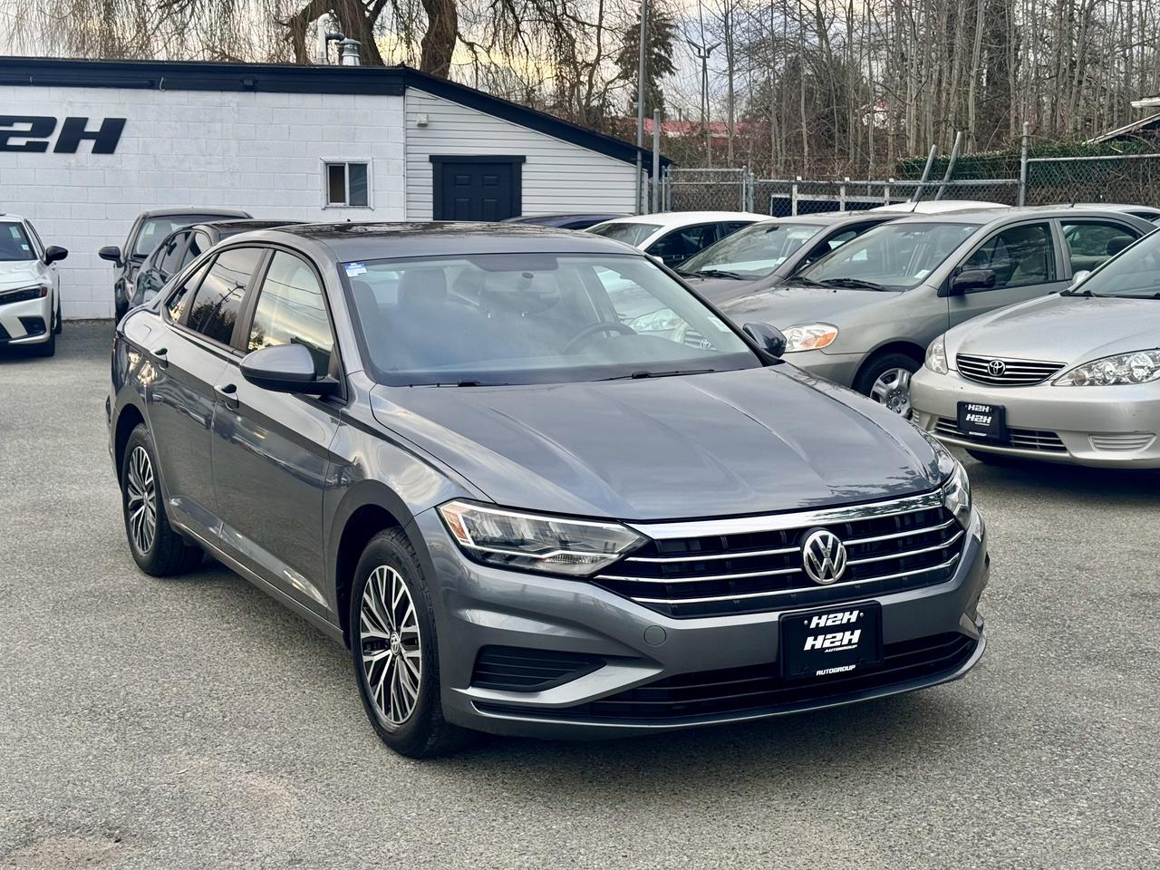 2021 Volkswagen Jetta FINANCING AVAILABLE Photo3