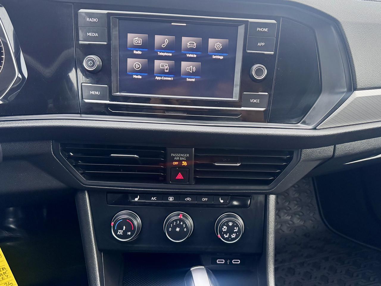 2021 Volkswagen Jetta FINANCING AVAILABLE Photo13