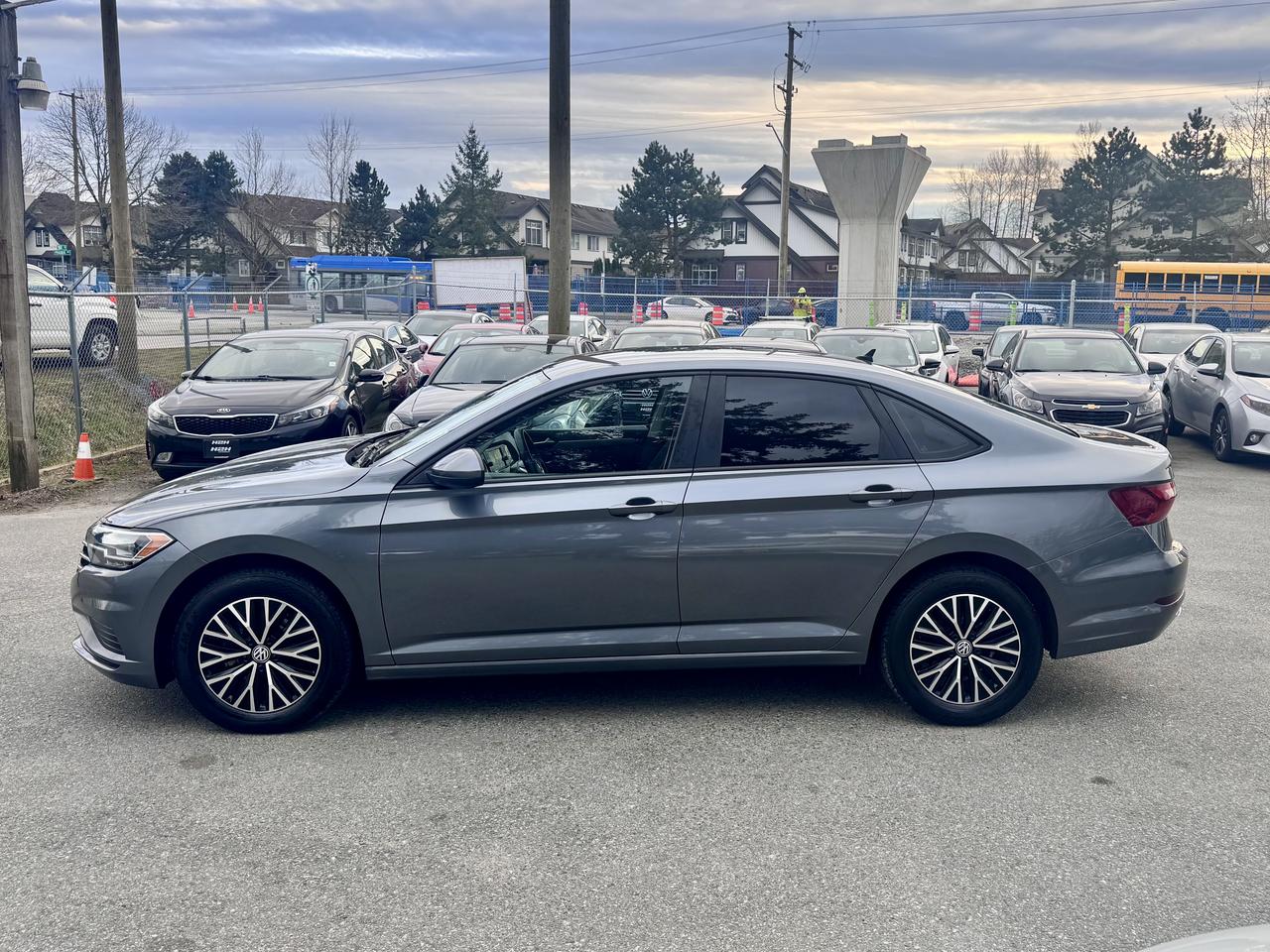 2021 Volkswagen Jetta FINANCING AVAILABLE Photo8