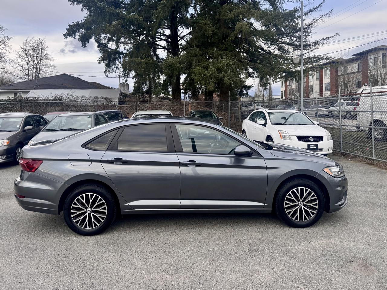 2021 Volkswagen Jetta FINANCING AVAILABLE Photo4