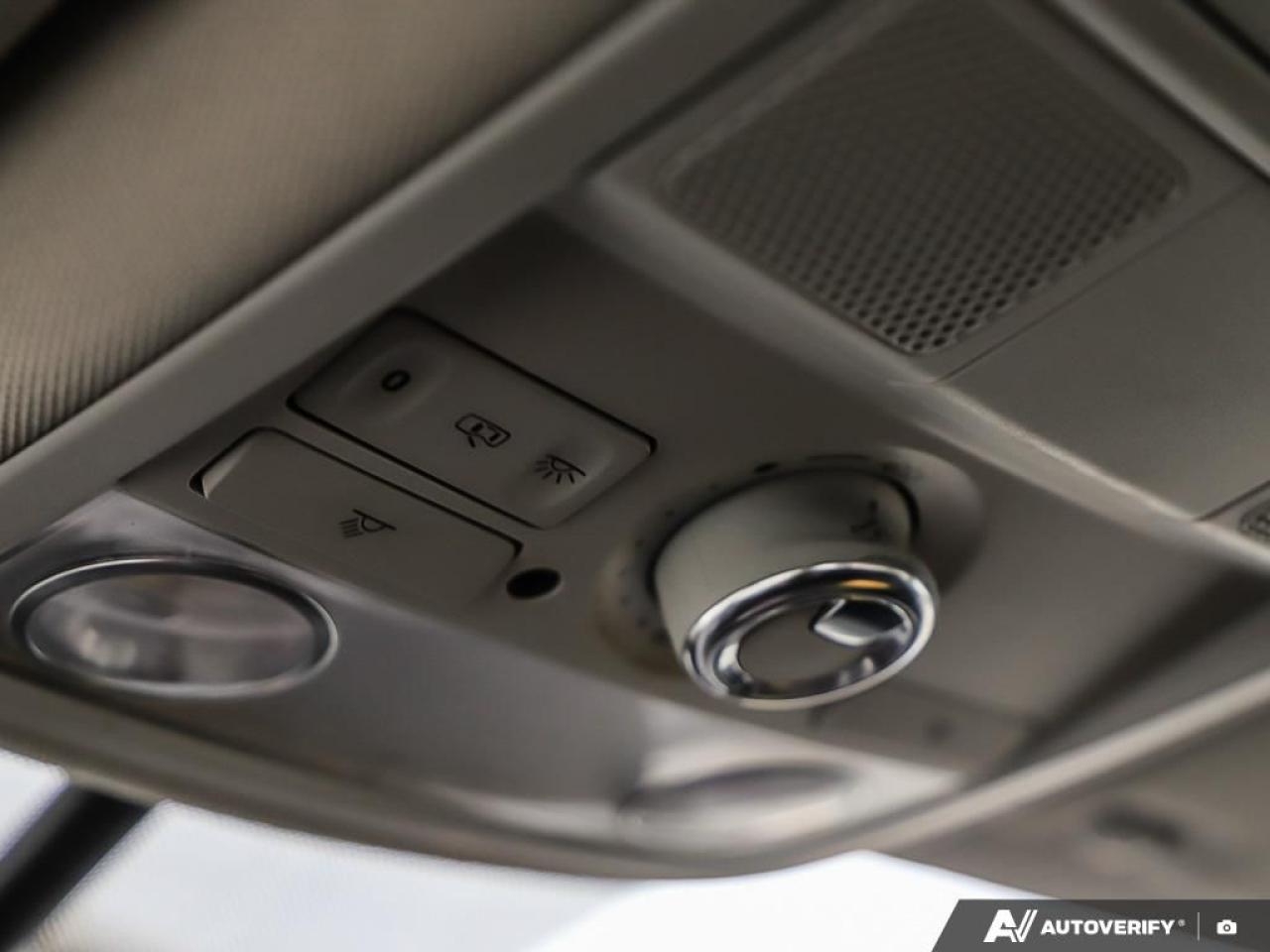 2015 Volkswagen Passat Comfortline,LOW KM'S,R/V CAM, PWR S/ROOF,LEATHER Photo