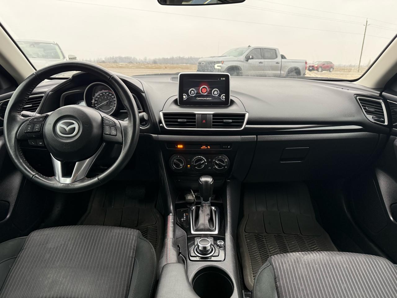 2015 Mazda MAZDA3 GS | Backup Camera | Bluetooth | Heated Seats Photo