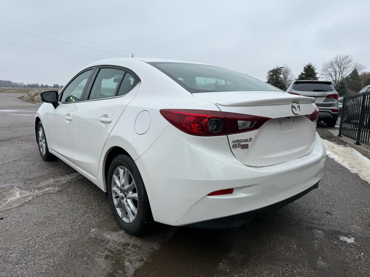 2015 Mazda MAZDA3 GS | Backup Camera | Bluetooth | Heated Seats Photo