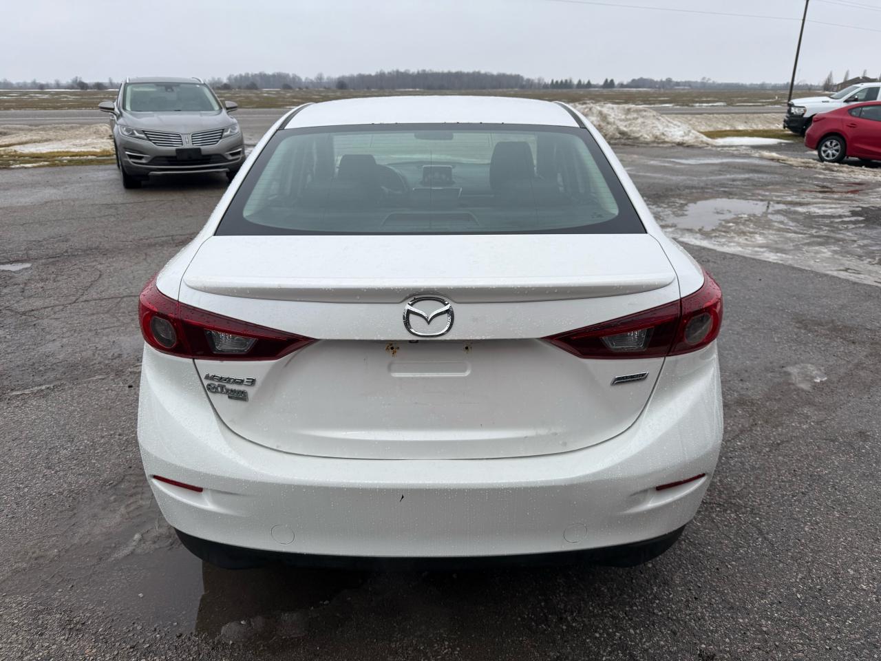 2015 Mazda MAZDA3 GS | Backup Camera | Bluetooth | Heated Seats Photo3