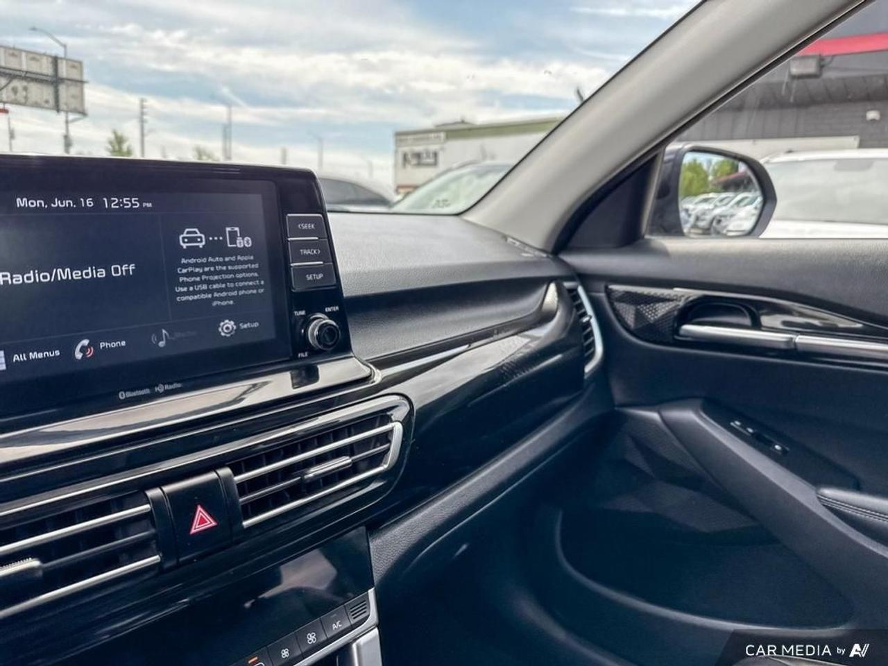 2021 Kia Seltos EX PREMIUM / AWD / LEATHER / SUNROOF / AUTO Photo