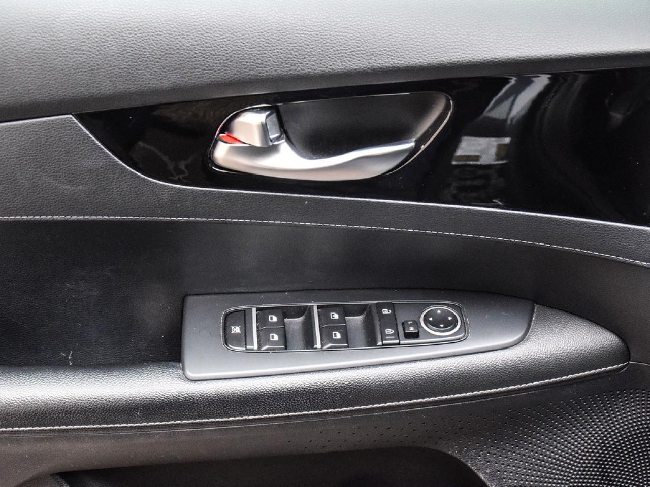 2019 Kia Forte EX IVT Photo