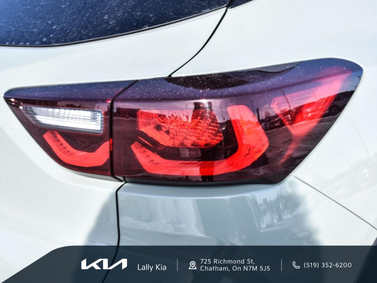 2024 Chevrolet TrailBlazer RS New Arrival | Clean CarFax | Leather | Roof | Power Liftgate Photo