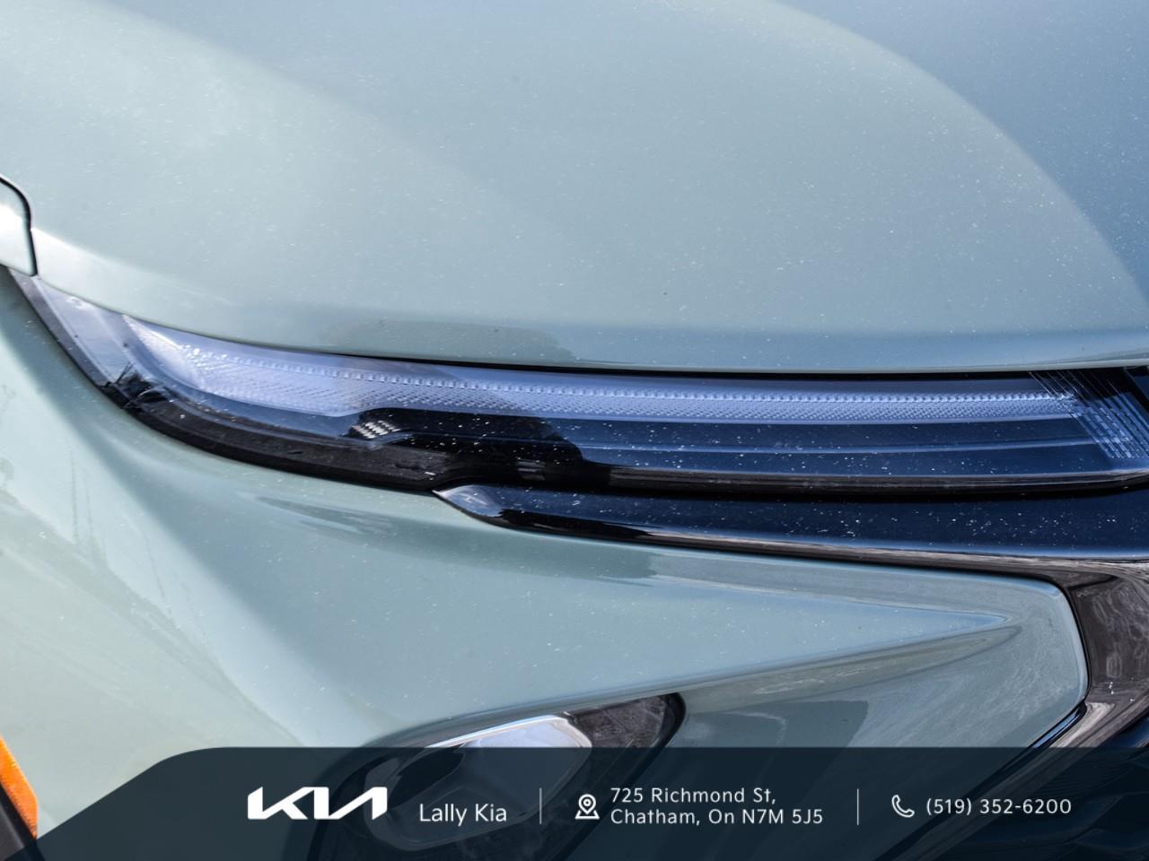 2024 Chevrolet TrailBlazer RS New Arrival | Clean CarFax | Leather | Roof | Power Liftgate Photo