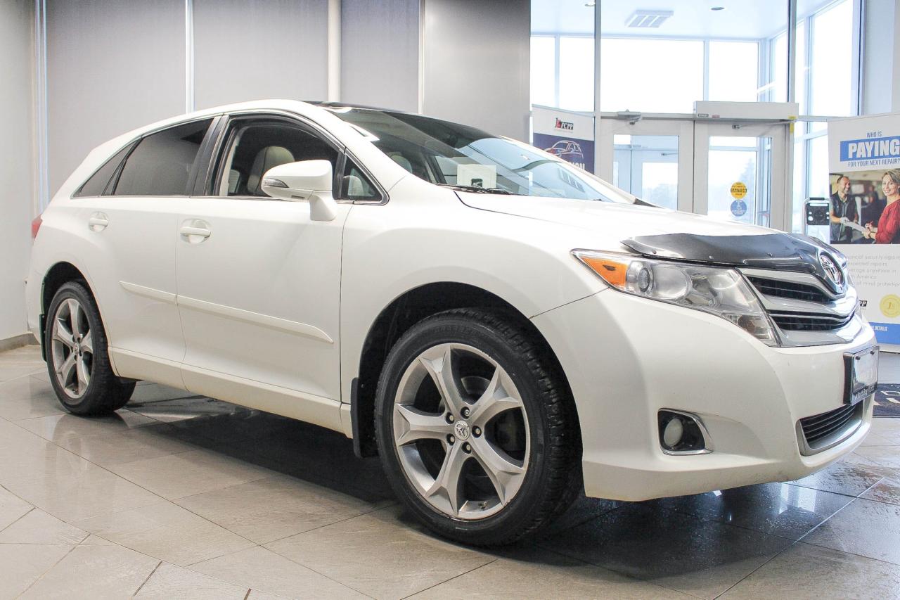 2014 Toyota Venza V6 HEATED FRONT SEATS - REARVIEW CAMERA - CLEAN CARFAX! Photo3