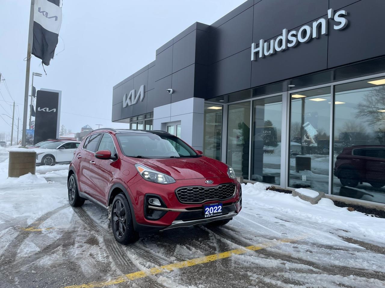 2022 Kia Sportage EX Premium S One Owner | Leather | Sunroof | Comes with Winter Wheels/Tires Photo