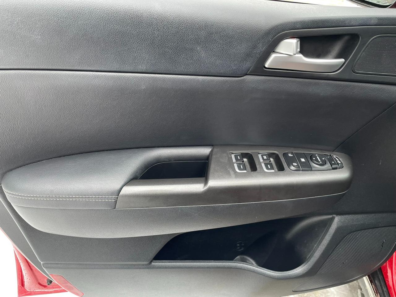 2022 Kia Sportage EX Premium S One Owner | Leather | Sunroof | Comes with Winter Wheels/Tires Photo