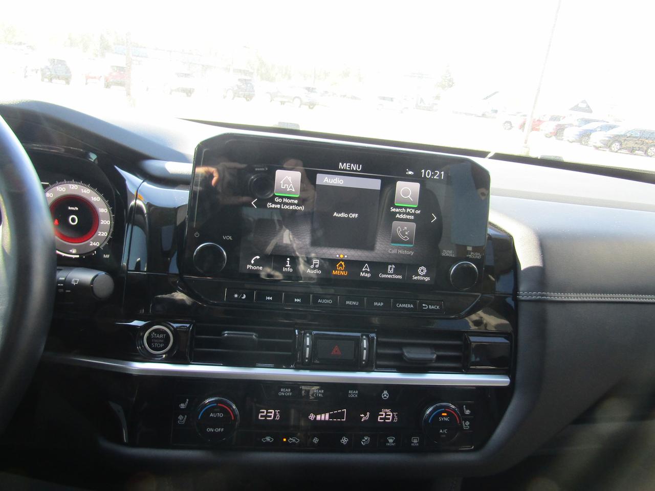 2022 Nissan Pathfinder Platinum Photo