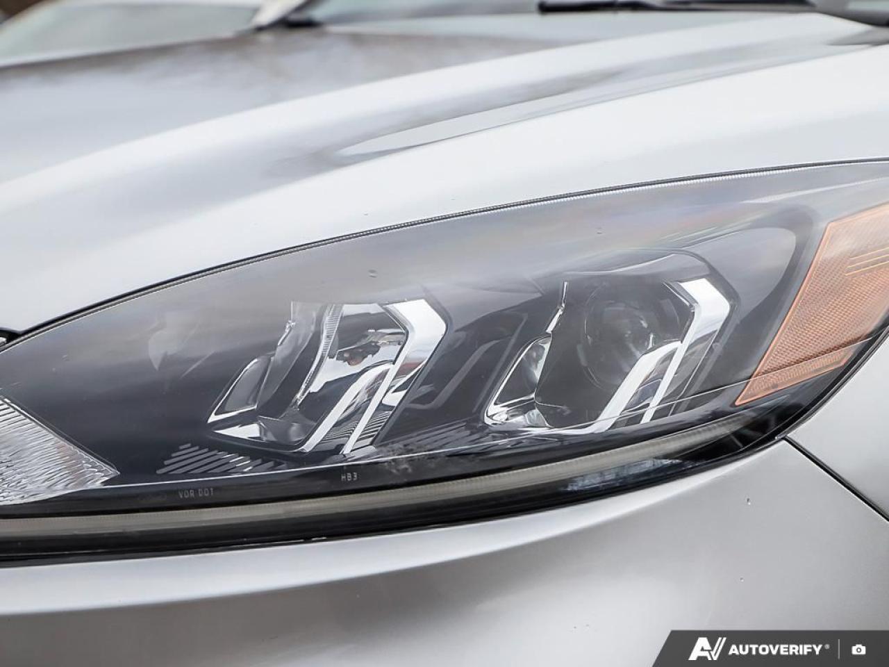 2020 Ford Escape SE AWD, R/V CAM, BSM, LKA, H/SEATS, B.TOOTH Photo