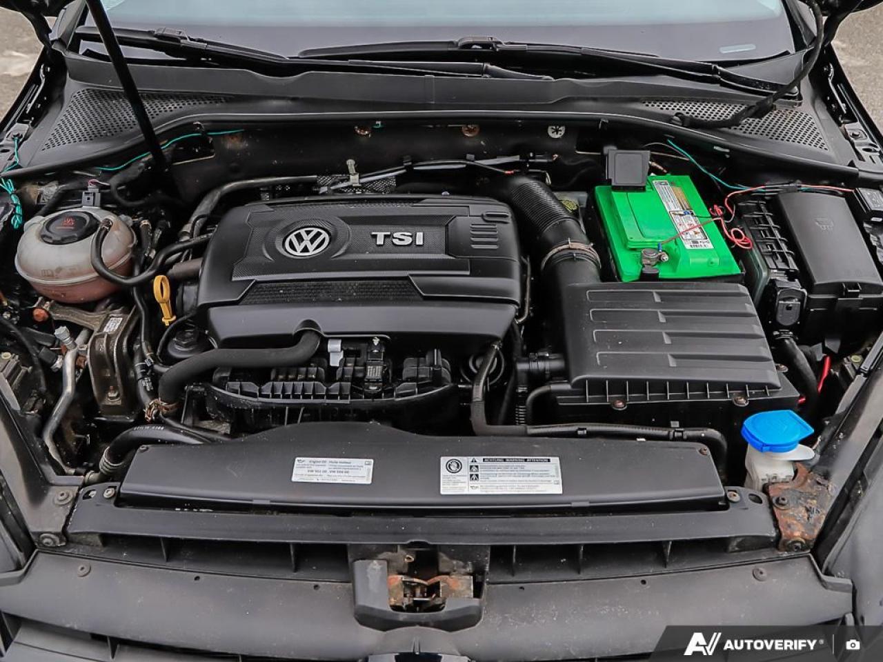 2018 Volkswagen Golf SportWagen Trendline, R/V CAM, B.TOOTH, HEATED SEATS Photo