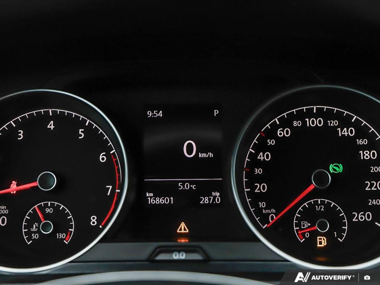 2018 Volkswagen Golf SportWagen Trendline, R/V CAM, B.TOOTH, HEATED SEATS Photo