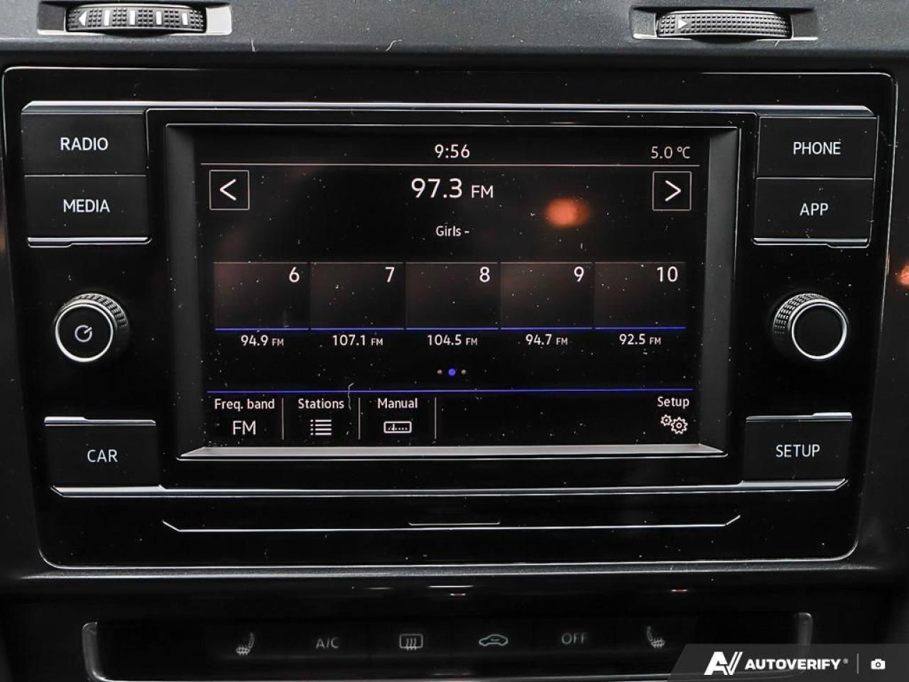 2018 Volkswagen Golf SportWagen Trendline, R/V CAM, B.TOOTH, HEATED SEATS Photo