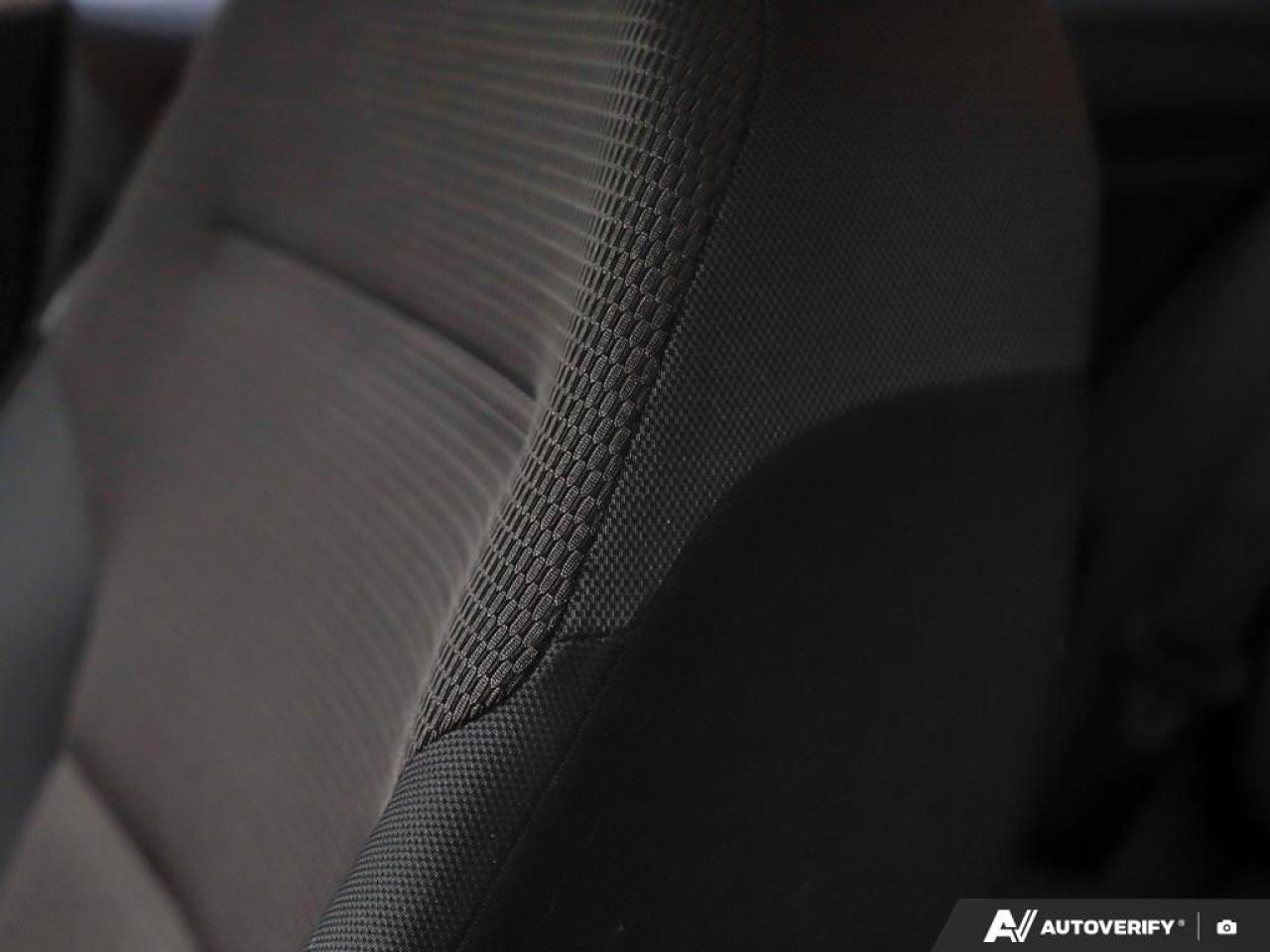 2018 Volkswagen Golf SportWagen Trendline, R/V CAM, B.TOOTH, HEATED SEATS Photo