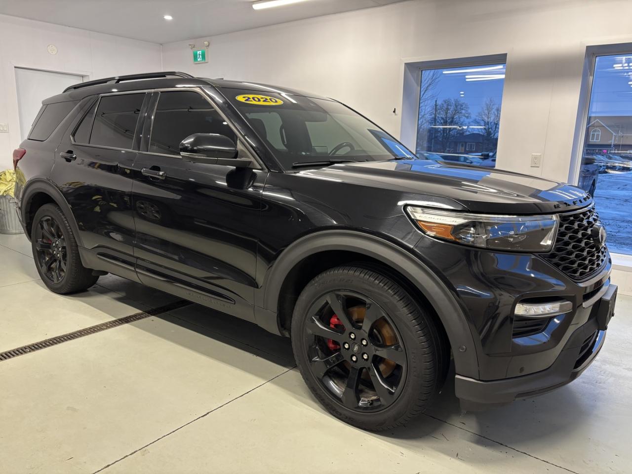 2020 Ford Explorer ST AWD Photo