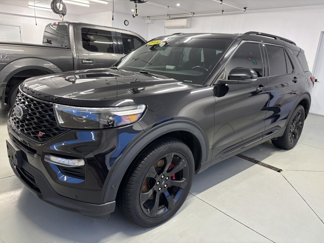 2020 Ford Explorer ST AWD Photo0